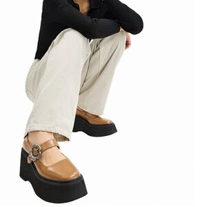 Coach Tan Tea Rose Leather Platform Floral Hardware Mary Jane Pumps Size 7.5